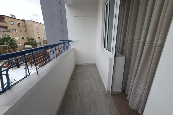 Shtepi me qera Apartament ne Tirane, 1+1, Mobilimi E mobiluar, Pagesa 48,000  Leke.