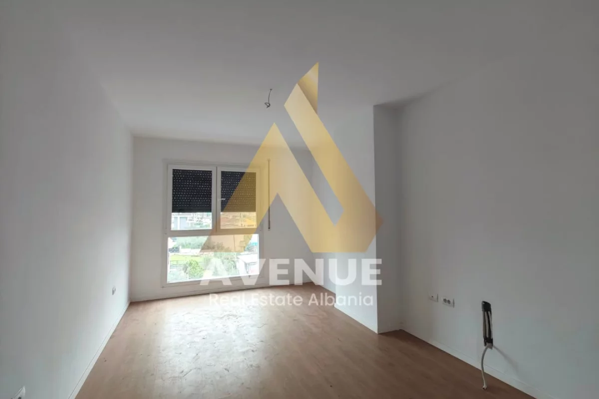 Shtepi ne shitje Apartament ne Tirane, 1+1, Mobilimi Bosh, pa mobiluar, Pagesa 8,500,000  Leke.