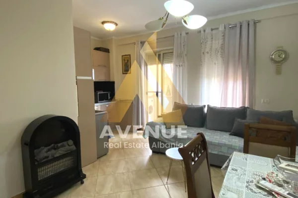 Shtepi me qera Apartament ne Tirane, 1+1, Mobilimi E mobiluar, Pagesa 55,000  Leke.