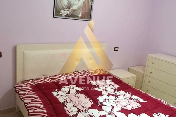 Shtepi me qera Apartament ne Tirane, 1+1, Mobilimi E mobiluar, Pagesa 45,000  Leke.