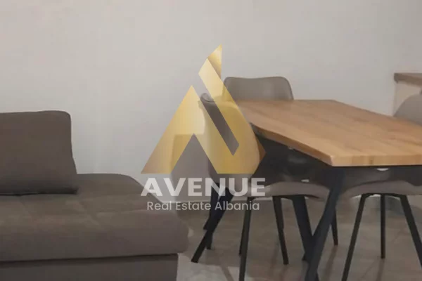 Shtepi me qera Apartament ne Tirane, 1+1, Mobilimi E mobiluar, Pagesa 50,000  Leke.