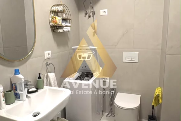 Shtepi me qera Apartament ne Tirane, 1+1, Mobilimi E mobiluar, Pagesa 450  Euro.