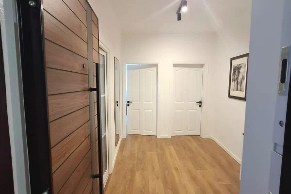 Shtepi me qera 1+1 ne Tirane - 58,000 Leke