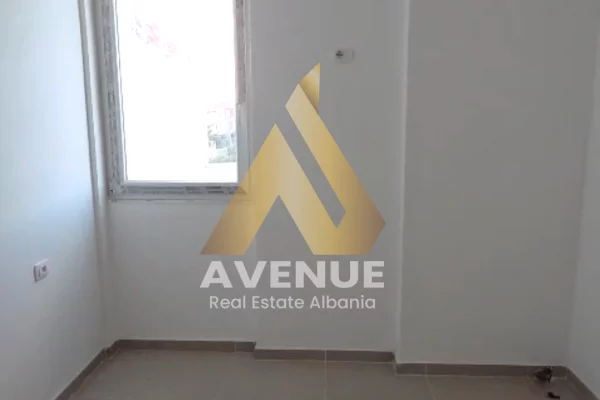 Shtepi me qera Apartament ne Tirane, 1+1, Mobilimi Bosh, pa mobiluar, Pagesa 30,000  Leke.