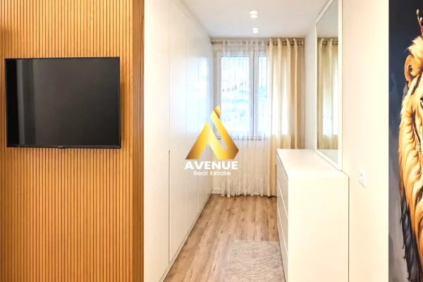 Shtepi me qera Apartament ne Tirane, 2+1, Mobilimi E mobiluar, Pagesa 1,000  Euro.
