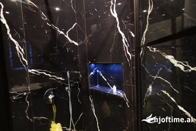 Shtepi me qera Apartament ne Tirane, 2+1, Mobilimi E mobiluar, Pagesa 52,000  Leke.