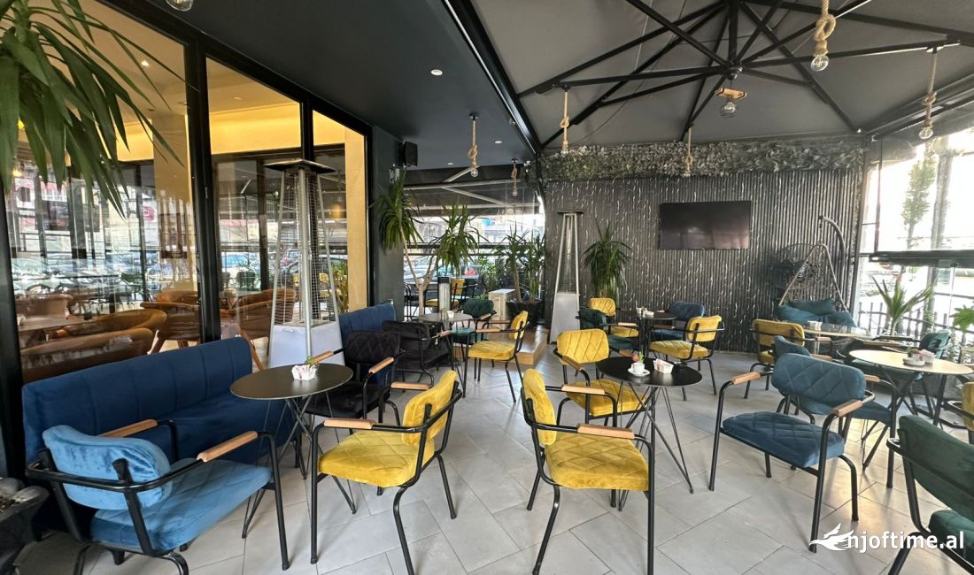 Shitet Super lokal me verand i kompletuar me aredim te ri ne Astir, ne rruge kryesore me hipotek