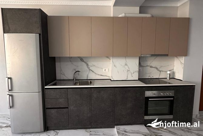 Apartment for sale in Tirana 2+1, Emty
