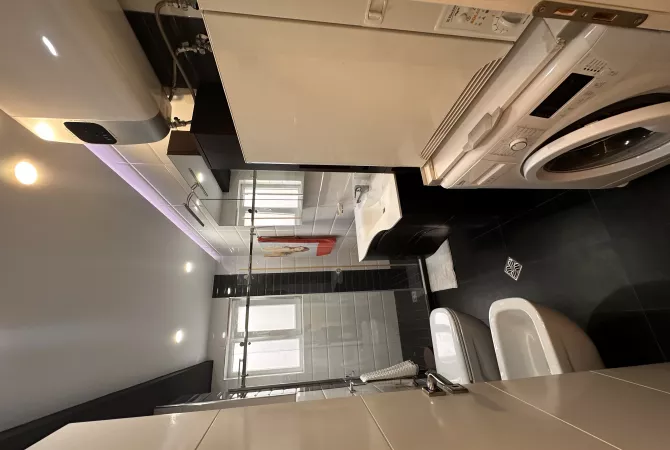 Shtepi ne shitje Apartament ne Tirane, 2+1, Mobilimi E mobiluar, Pagesa 140,000  Euro.