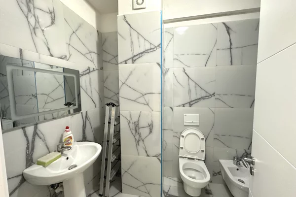 Shtepi me qera Apartament ne Tirane, 1+1, Mobilimi E mobiluar, Pagesa 47,000  Leke.