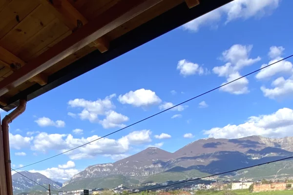 Shtepi me qera Shtepi Private ne Tirane, 1+1, Mobilimi E mobiluar, Pagesa 27,000  Leke.