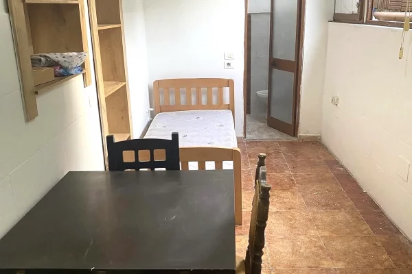 Shtepi me qera Apartament ne Tirane, Garsoniere, Mobilimi E mobiluar, Pagesa 15,000  Leke.