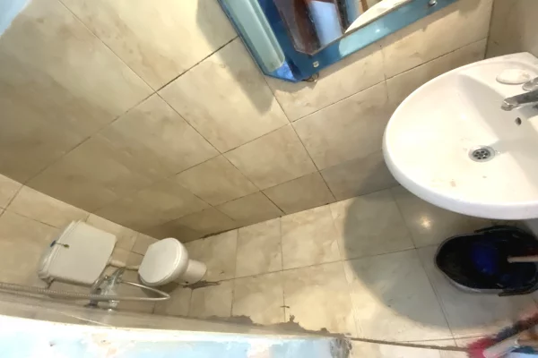 Shtepi me qera Shtepi Private ne Tirane, Garsoniere, Mobilimi E mobiluar, Pagesa 200  Euro.