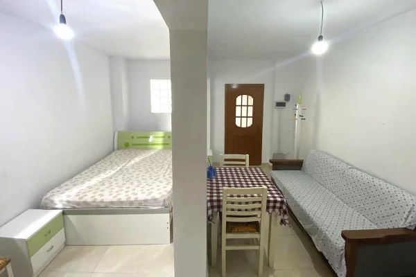 Shtepi me qera Garsoniere ne Tirane - 25,000 Leke