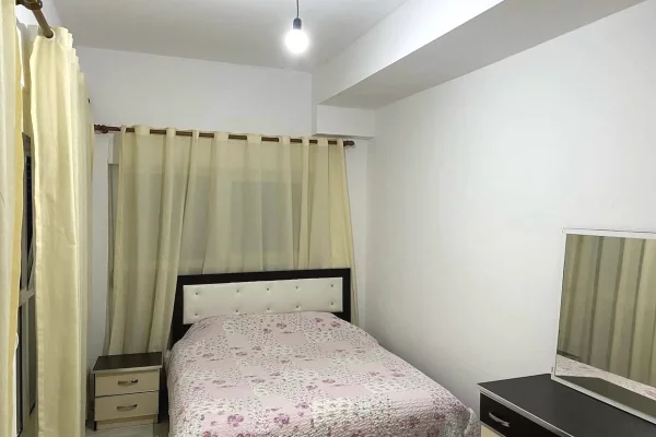 🏠 Jepët Apartament 1+1 me Qera mbi Fushën Ali Demit, Mangalem 21, Tiranë