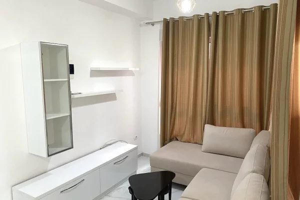 Shtepi me qera Apartament ne Tirane, 1+1, Mobilimi E mobiluar, Pagesa 400  Euro.