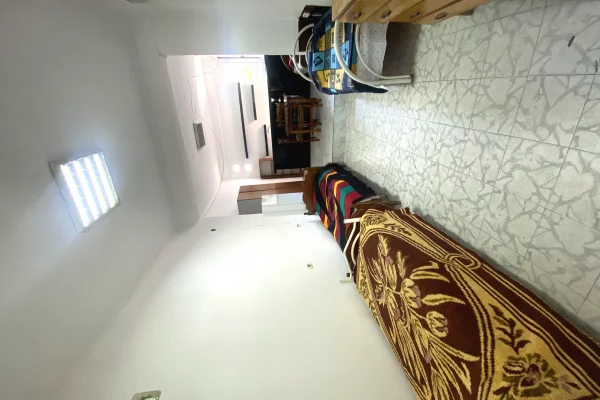 Shtepi me qera Shtepi Private ne Tirane, Garsoniere, Mobilimi E mobiluar, Pagesa 25,000  Leke.
