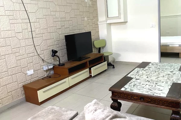 Shtepi me qera Apartament ne Tirane, 1+1, Mobilimi E mobiluar, Pagesa 28,000  Leke.