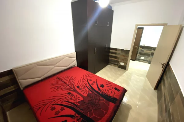 🏡 Jepet me qera apartament 1+1 tek Ali Demi