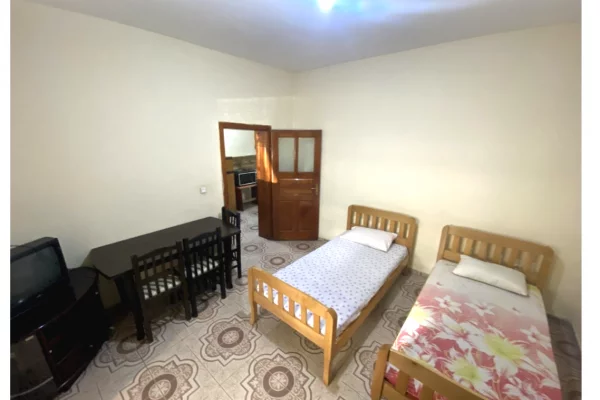 Shtepi me qera Vila Luksoze ne Tirane, 2+1, Mobilimi E mobiluar, Pagesa 25,000  Leke.