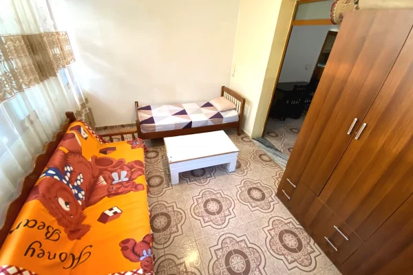 Shtepi me qera Vila Luksoze ne Tirane, 2+1, Mobilimi E mobiluar, Pagesa 25,000  Leke.