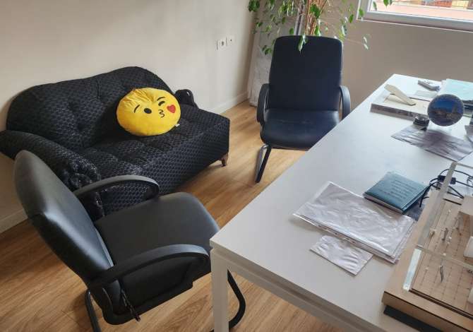 Pajisje biznesi ne shitje ne Tirane - 200,000 Leke