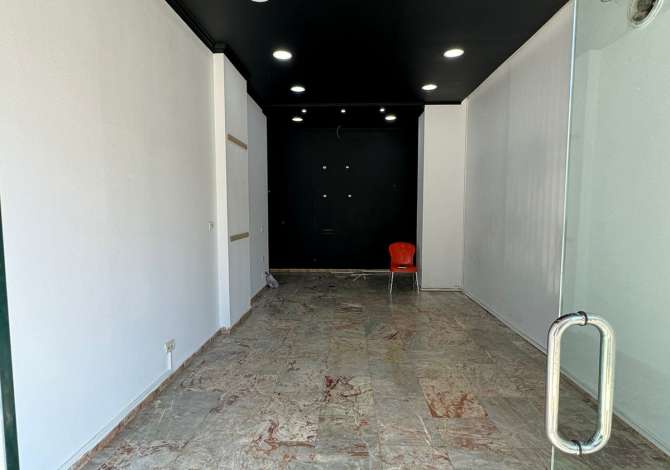 Jepet Dyqan me Qera tek Selvia