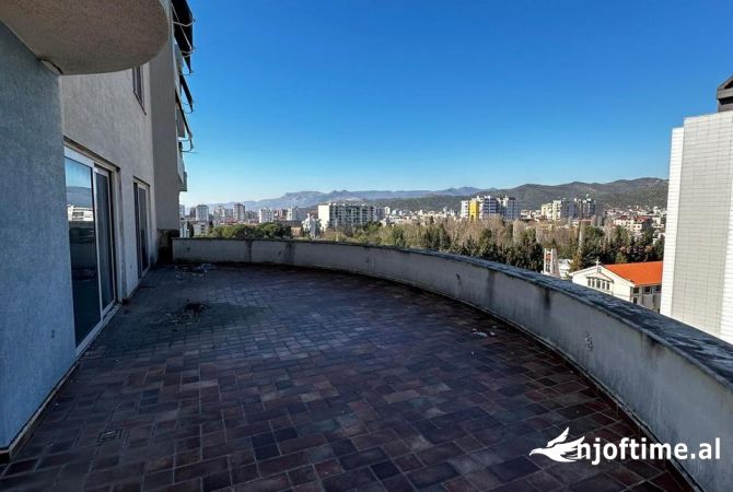 Apartment for sale in Elbasan 3+1, Emty