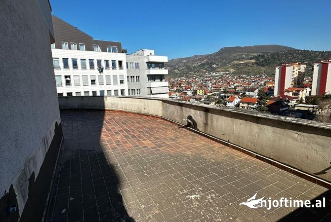 Apartment for sale in Elbasan 3+1, Emty