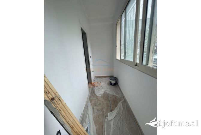 Apartment for sale in Tirana Garsoniere, Emty