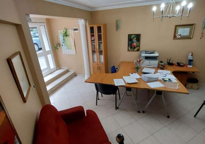 Shitet Ambient Zyre te Shallvaret !