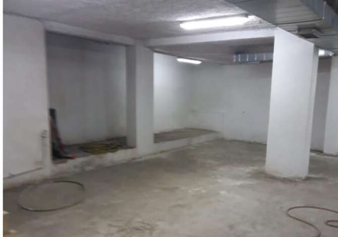 Business Property in Sale 4+1 in Tirana - 220,000 Euro