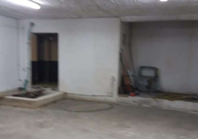 Business Property in Sale 4+1 in Tirana - 220,000 Euro