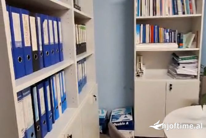 Ambiente Commerciale in Affitto 3+1 a Tirana - 900 Euro