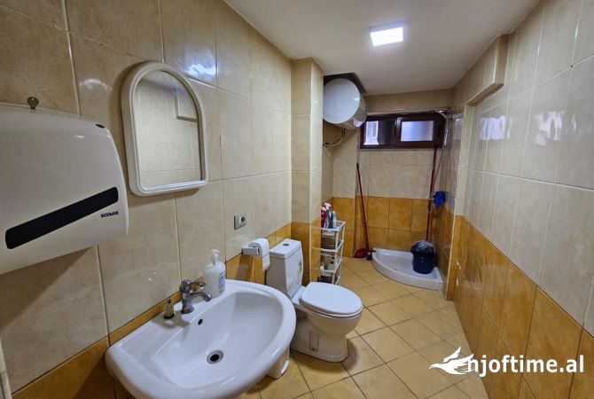 Ambient per Zyra 2+1 me Qira te 9 Kateshet!