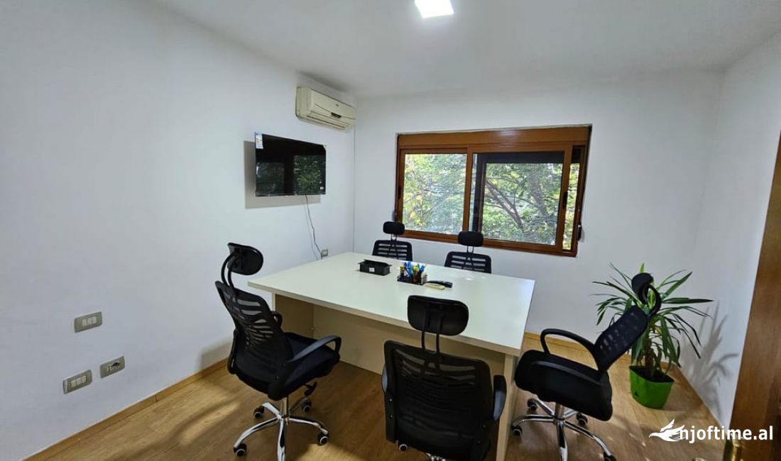 Ambient per Zyra 2+1 me Qira te 9 Kateshet!