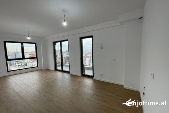 Jepet me Qera Apartament 2+1 per Zyra ne Rezidencen Luxor 3 ne Rrugen Tefta Tashko Koco