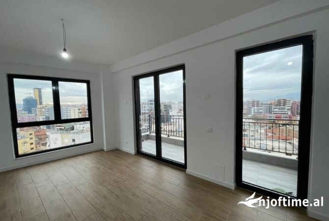 Jepet me Qera Apartament 2+1 per Zyra ne Rezidencen Luxor 3 ne Rrugen Tefta Tashko Koco