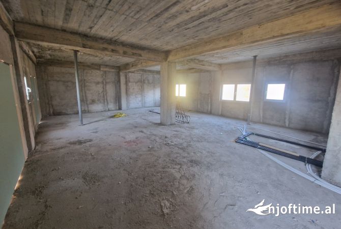 Jepet me qera magazine ne Babrru.