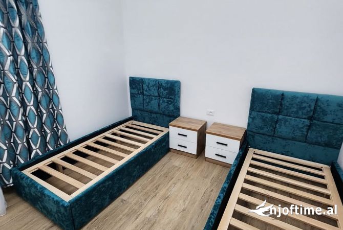 Shtepi me qera Apartament ne Tirane, 2+1, Mobilimi E mobiluar, Pagesa 1,600  Euro.