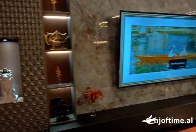 Shtepi me qera Apartament ne Tirane, 3+1, Mobilimi E mobiluar, Pagesa 4,000  Euro.