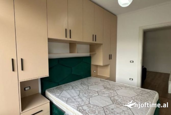 Shtepi ne shitje Apartament ne Durres, 2+1, Mobilimi E mobiluar, Pagesa 86,000  Euro.