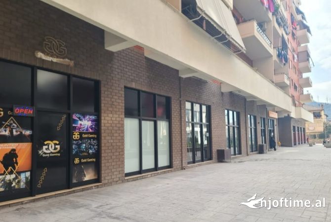 Business Property in Sale 1+1 in Tirana - 158,000 Euro