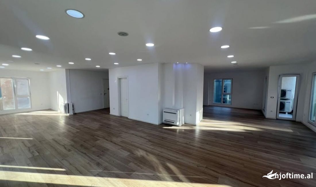 Super Ambient Me Qera Tek Rruga Elbasanit