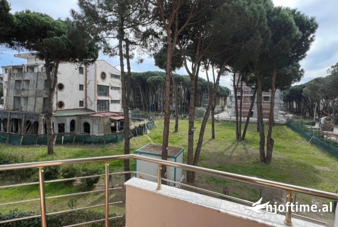 Shtepi ne shitje Apartament ne Durres, 1+1, Mobilimi E mobiluar, Pagesa 60,000  Euro.