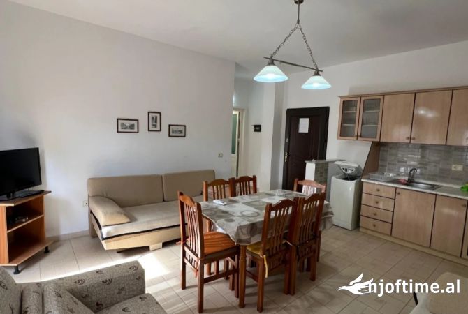 Shtepi ne shitje Apartament ne Durres, 1+1, Mobilimi E mobiluar, Pagesa 60,000  Euro.