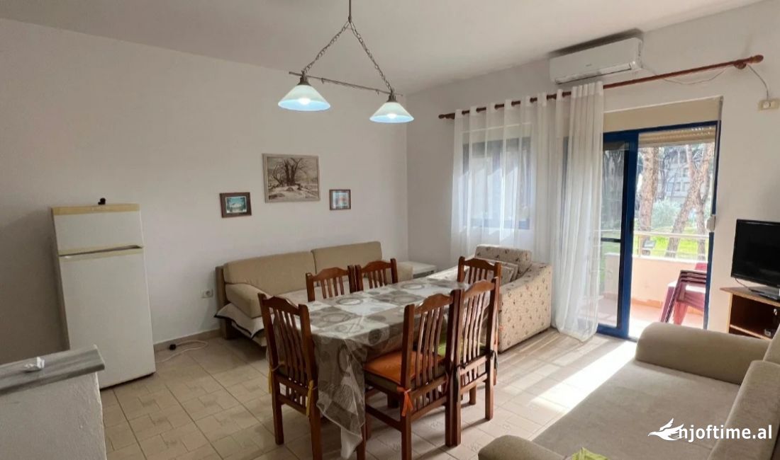 Shtepi ne shitje Apartament ne Durres, 1+1, Mobilimi E mobiluar, Pagesa 60,000  Euro.