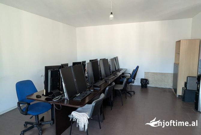 ambjent per zyra/biznes zogu zi