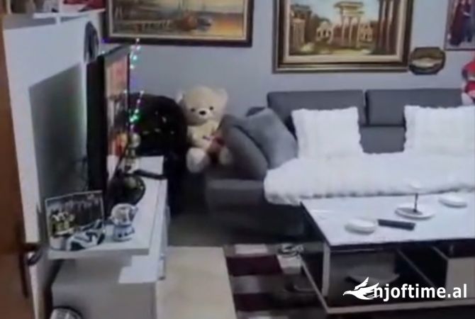 Shtepi ne shitje Apartament ne Durres, 1+1, Mobilimi E mobiluar, Pagesa 74,000  Euro.