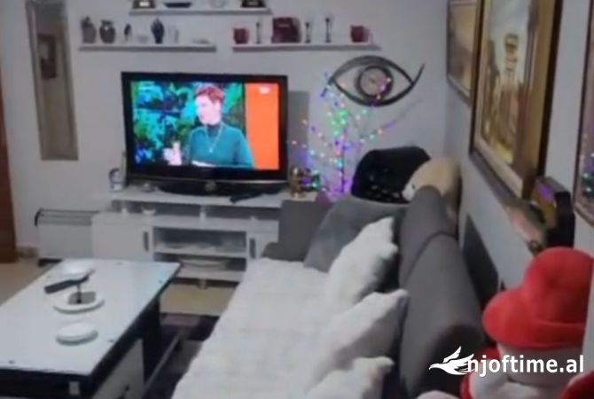 Shitet apartament1+1  ne plazh Durres afer Hotel "Horizont" !!